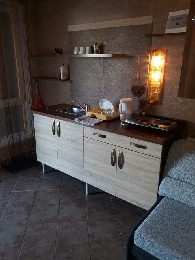 Splendor Apartman Debreţin Exterior foto